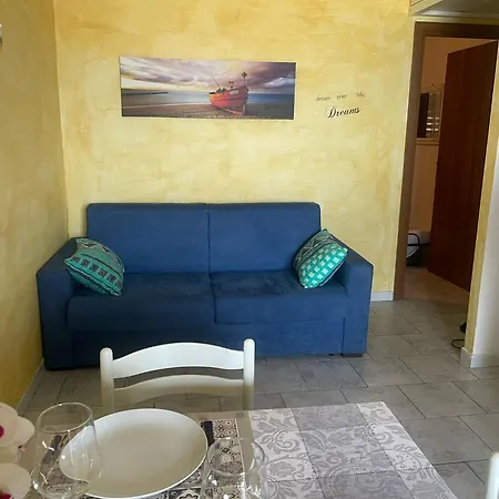 Casa Dolce Casa カステルサルド